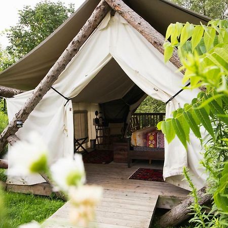 Firelight Camps Hotell Ithaca Exteriör bild